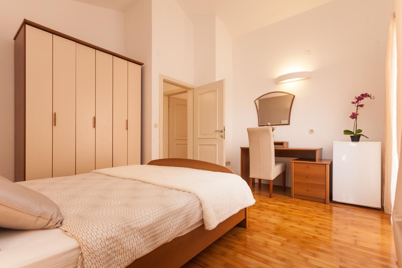 Apartments Alice Rovinj Luaran gambar