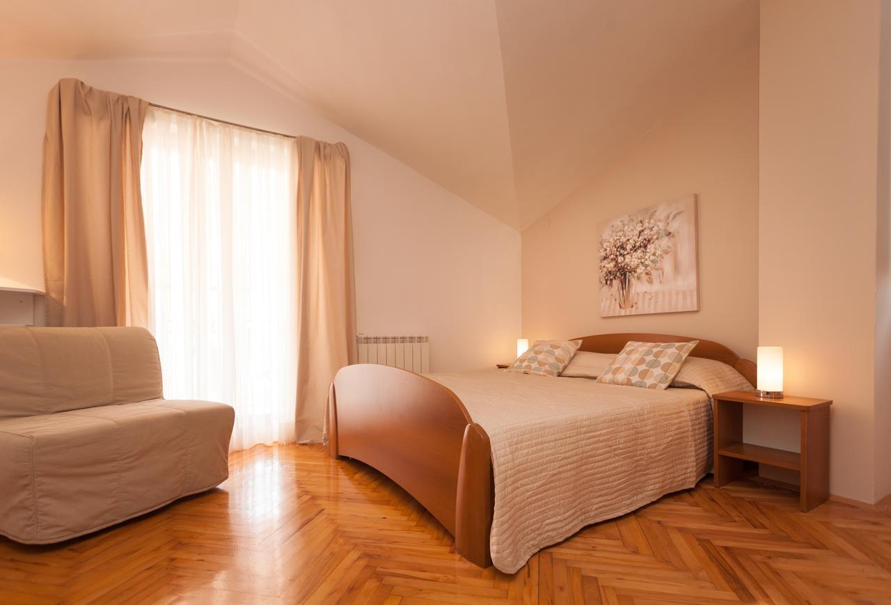 Apartments Alice Rovinj Luaran gambar