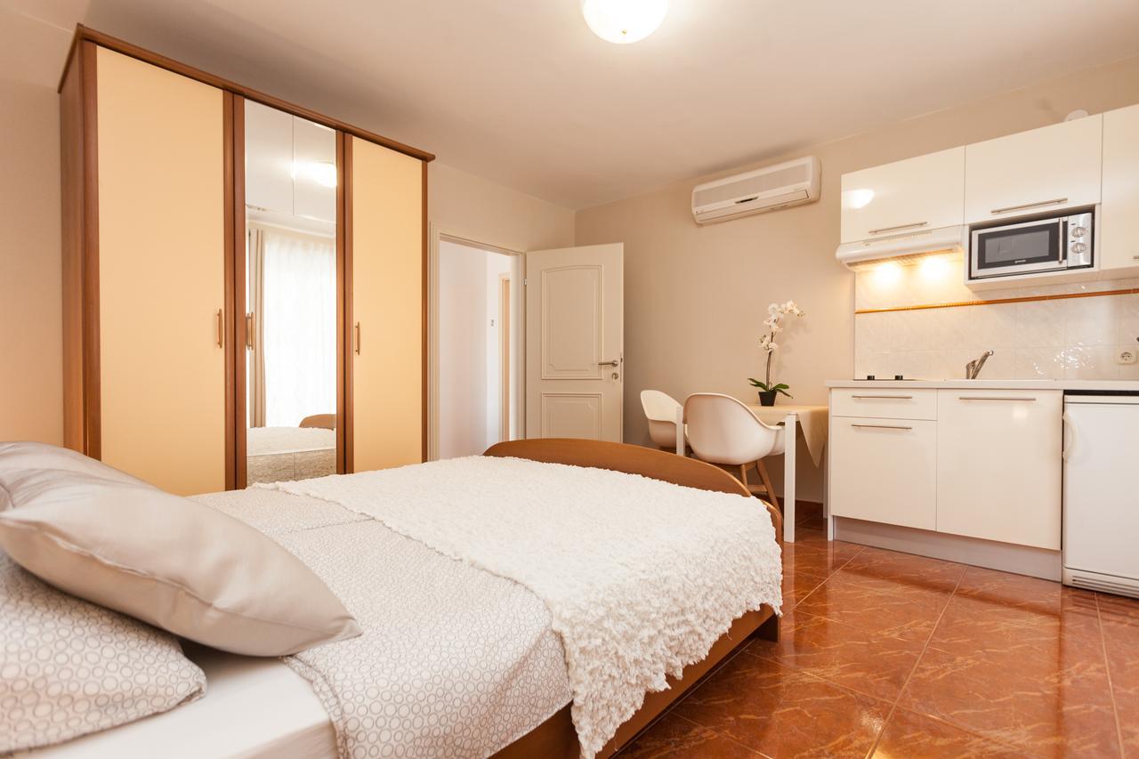 Apartments Alice Rovinj Luaran gambar